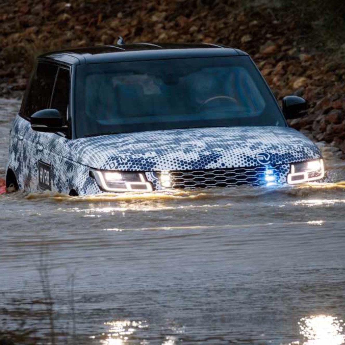 Land Rover Range Rover Sentinel
